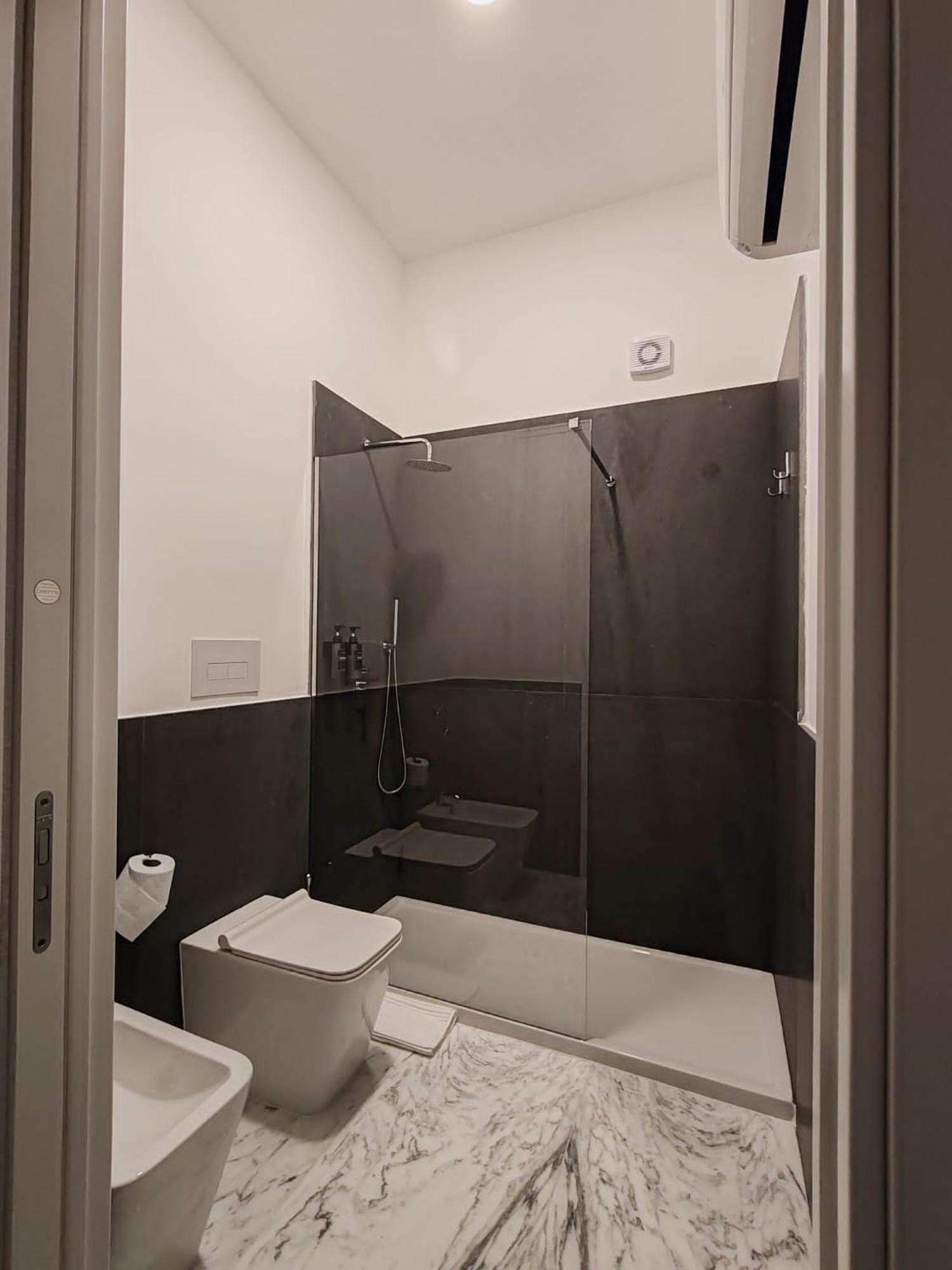 Lily Apartments Palermo Luaran gambar
